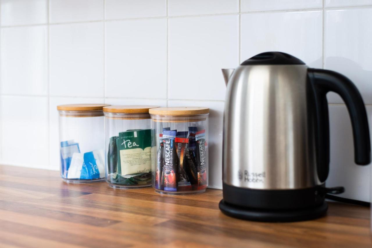 Walk To Swansea Stadium, 3 Rooms, Smart Tv'S エクステリア 写真