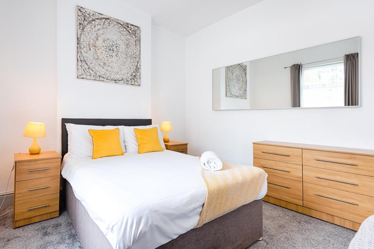 Walk To Swansea Stadium, 3 Rooms, Smart Tv'S エクステリア 写真