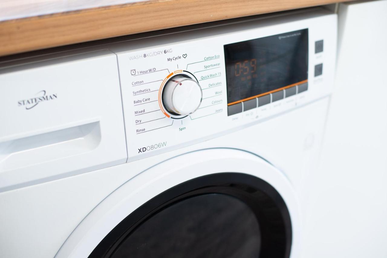 Walk To Swansea Stadium, 3 Rooms, Smart Tv'S エクステリア 写真