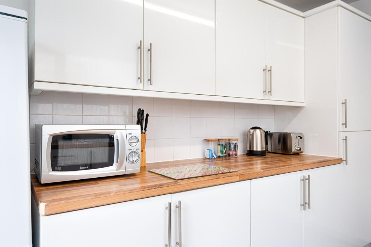 Walk To Swansea Stadium, 3 Rooms, Smart Tv'S エクステリア 写真